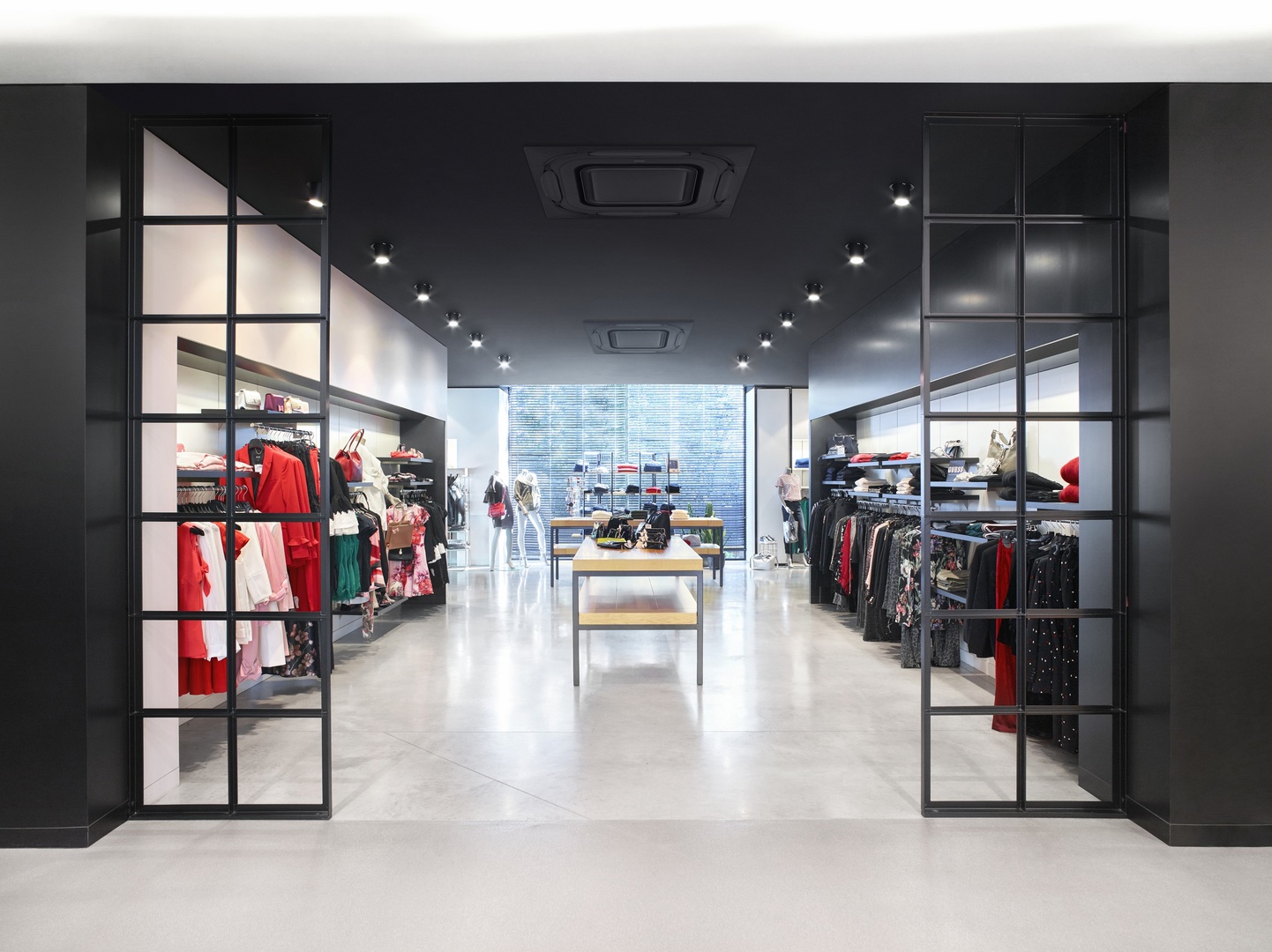 Инверторный кассетный кондиционер (сплит-система) Daikin FCAG60B / RZAG60B