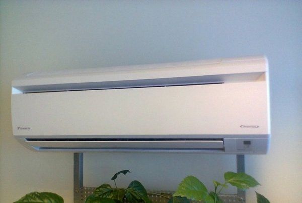 Настенный кондиционер (сплит-система) Daikin ATYN50L / ARYN50L с зимним комплектом (-30)