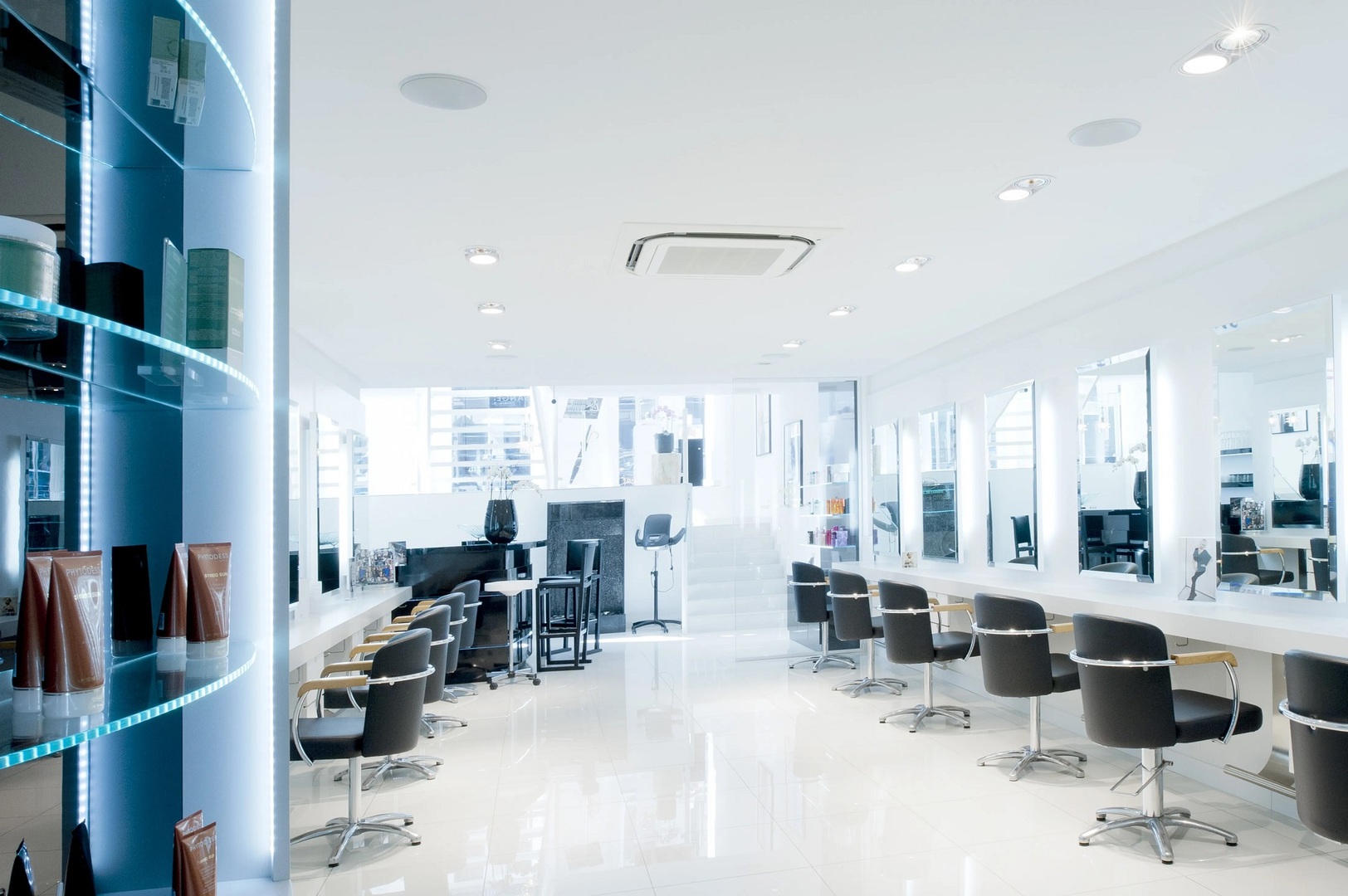 Инверторный кассетный кондиционер (сплит-система) Daikin FCAG50B / RXM50A