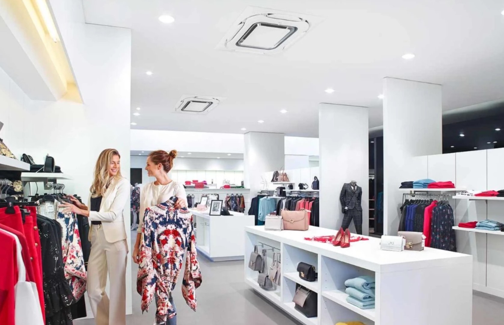 Инверторный кассетный кондиционер (сплит-система) Daikin FCAG35B / RZAG35B